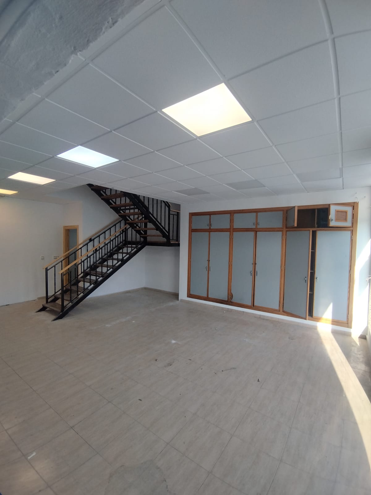 49789_WhatsApp Image 2025-10-08 at 10.48.49 (1).jpeg